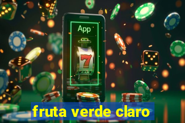 fruta verde claro