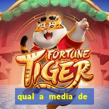 qual a media de escanteios por jogo